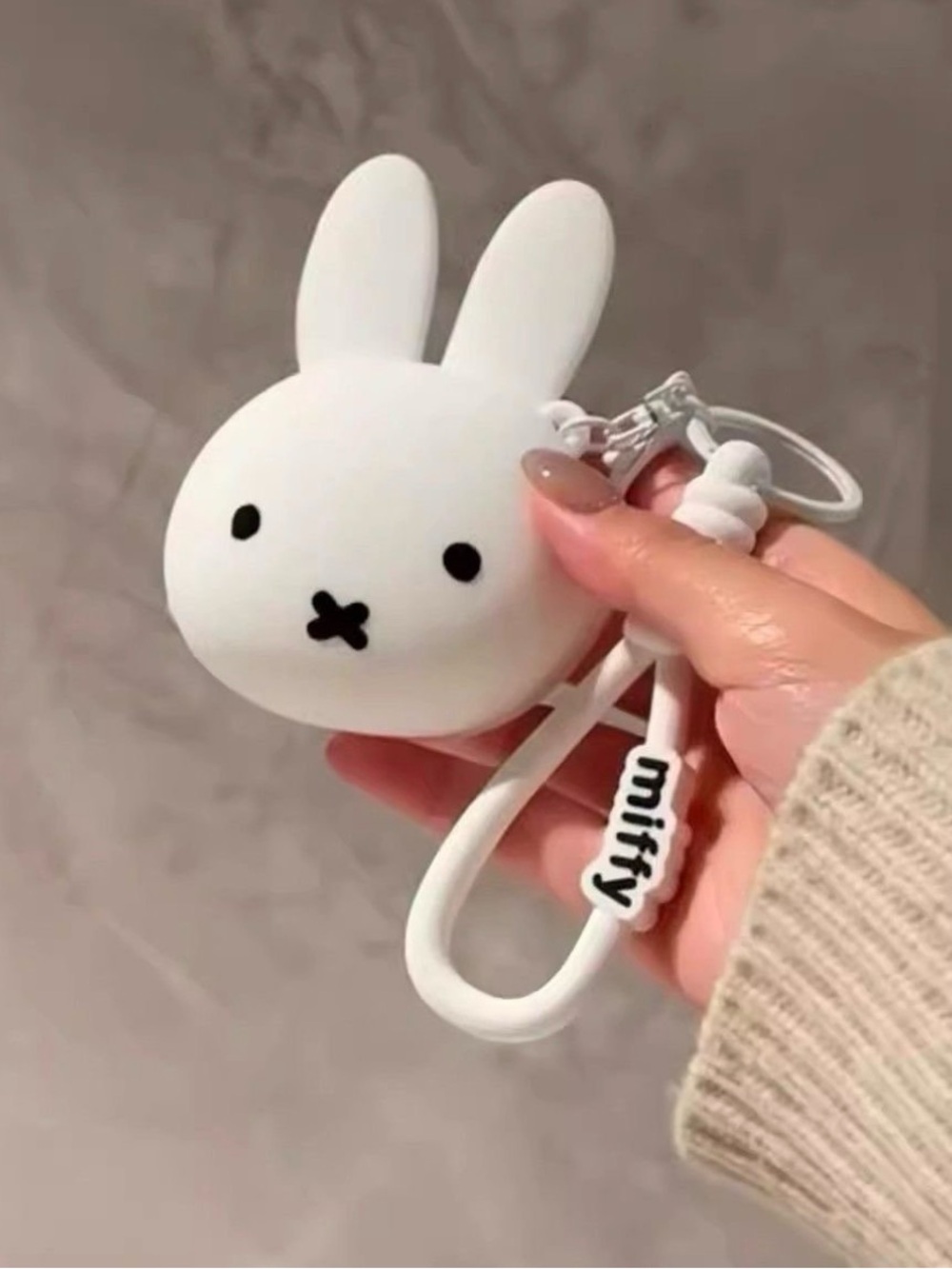 Miffy silicon coin pouch